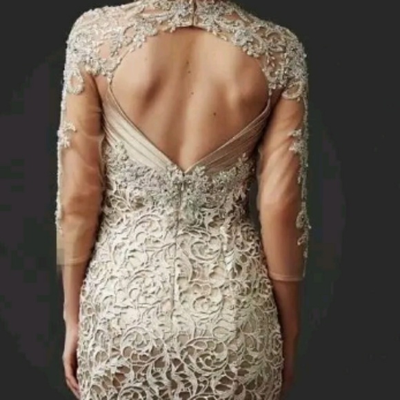 Mother of the bride lace gown - Picture 4 of 5